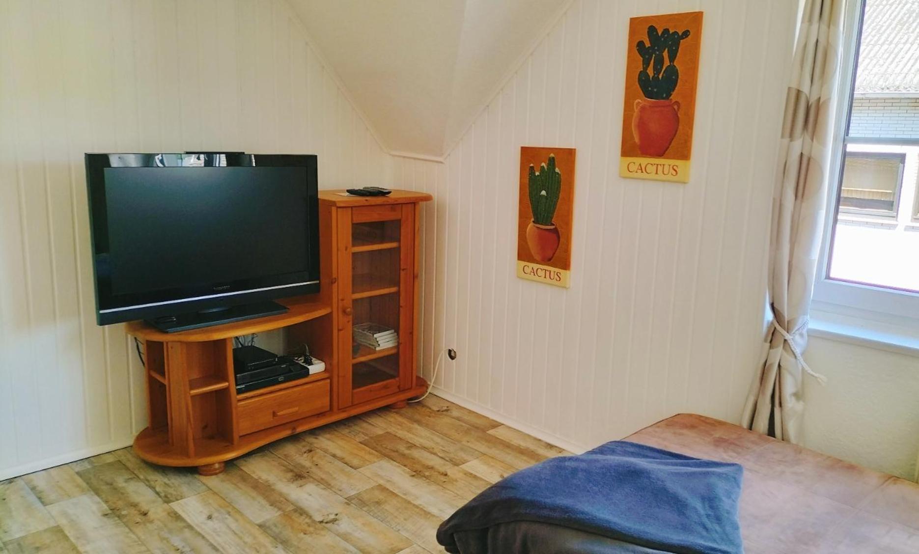 Ferienwohnung Am Nuerburgring 2.Og Adenau Dış mekan fotoğraf