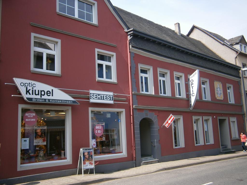 Ferienwohnung Am Nuerburgring 2.Og Adenau Dış mekan fotoğraf
